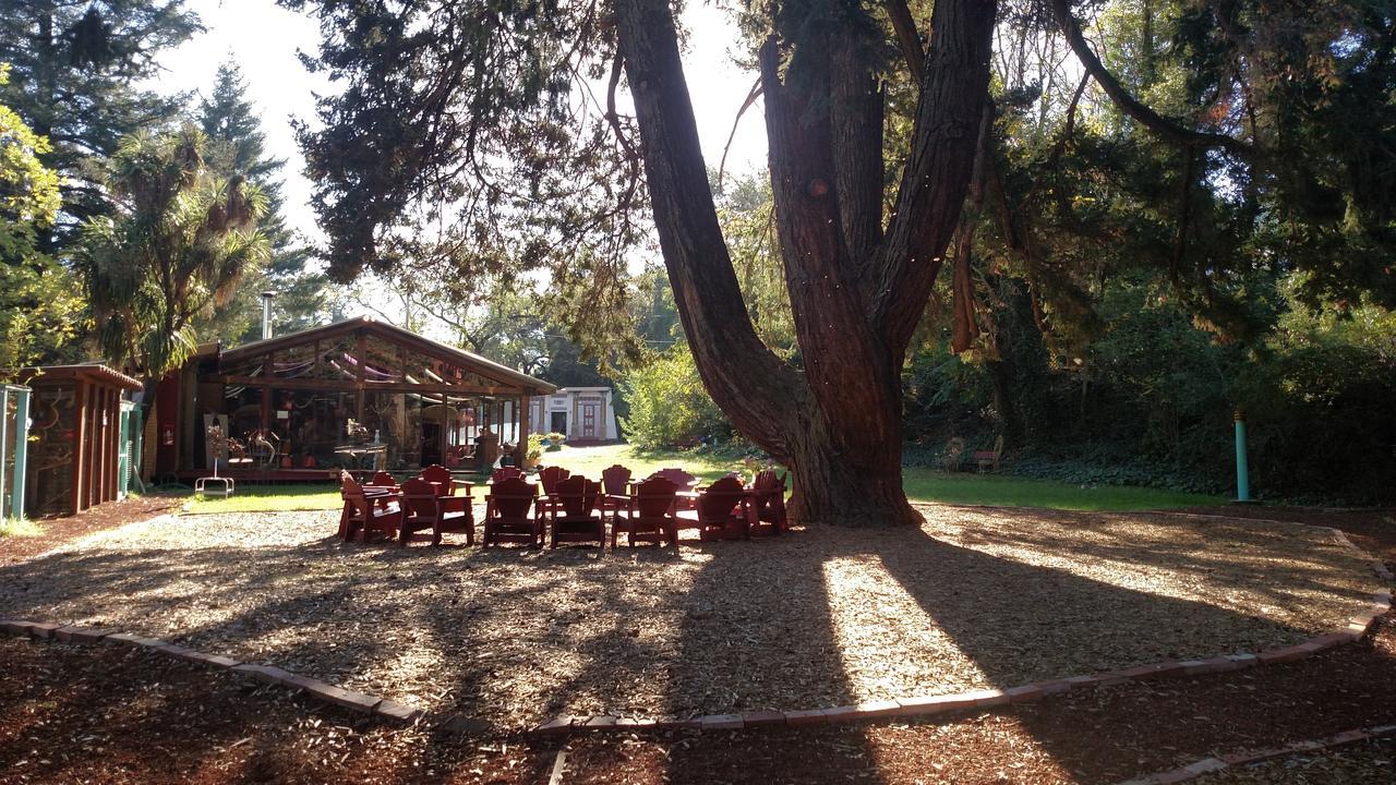 Grand Lodge Geyserville Bagian luar foto